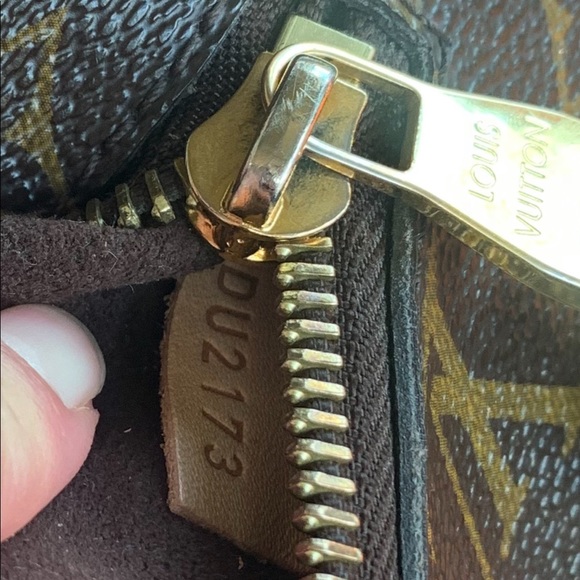 Authentic LV metis - Picture 8 of 16